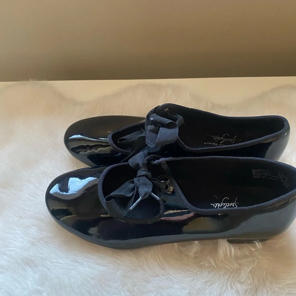 Girls Black Patent Ballet Shoes with Satin Bow